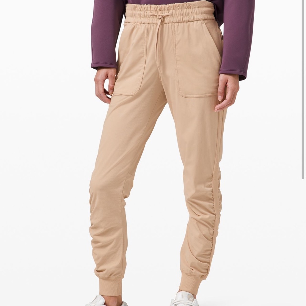 VEUC Lined Beyond the Studio Jogger sz 6